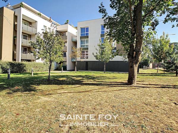 2019832 image10 - Sainte Foy Immobilier - Ce sont des agences immobilières dans l'Ouest Lyonnais spécialisées dans la location de maison ou d'appartement et la vente de propriété de prestige.