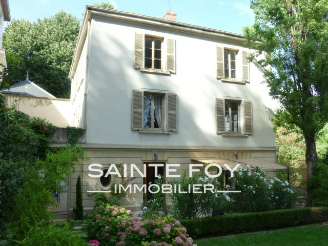 2019769 image1 - Sainte Foy Immobilier - Ce sont des agences immobilières dans l'Ouest Lyonnais spécialisées dans la location de maison ou d'appartement et la vente de propriété de prestige.