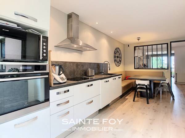 2019880 image5 - Sainte Foy Immobilier - Ce sont des agences immobilières dans l'Ouest Lyonnais spécialisées dans la location de maison ou d'appartement et la vente de propriété de prestige.