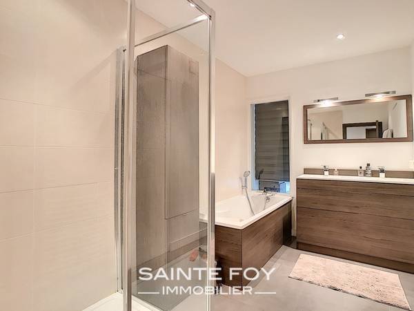 2019880 image7 - Sainte Foy Immobilier - Ce sont des agences immobilières dans l'Ouest Lyonnais spécialisées dans la location de maison ou d'appartement et la vente de propriété de prestige.
