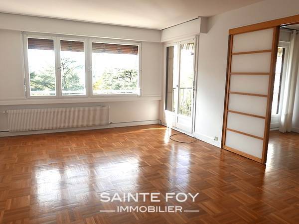 2019882 image2 - Sainte Foy Immobilier - Ce sont des agences immobilières dans l'Ouest Lyonnais spécialisées dans la location de maison ou d'appartement et la vente de propriété de prestige.