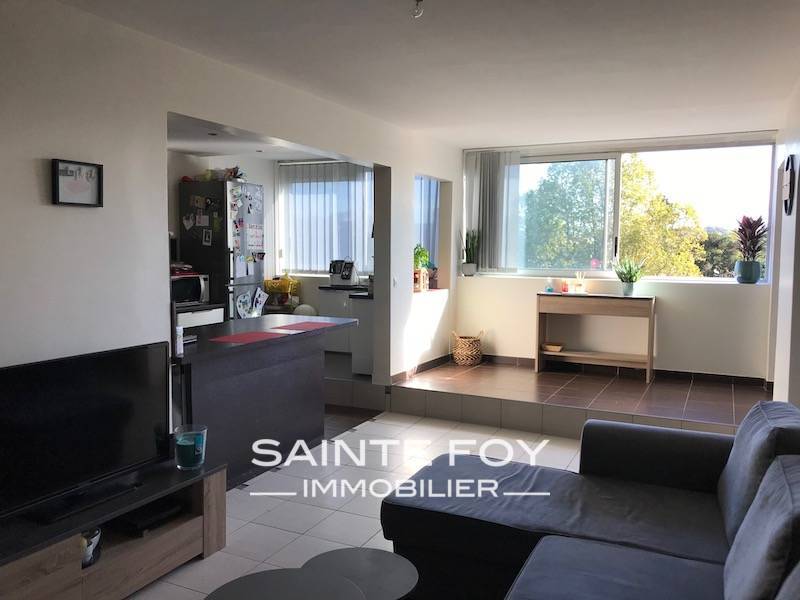 2019809 image1 - Sainte Foy Immobilier - Ce sont des agences immobilières dans l'Ouest Lyonnais spécialisées dans la location de maison ou d'appartement et la vente de propriété de prestige.