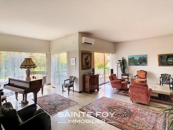 2019878 image2 - Sainte Foy Immobilier - Ce sont des agences immobilières dans l'Ouest Lyonnais spécialisées dans la location de maison ou d'appartement et la vente de propriété de prestige.