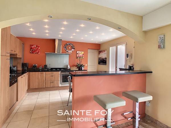 2019871 image6 - Sainte Foy Immobilier - Ce sont des agences immobilières dans l'Ouest Lyonnais spécialisées dans la location de maison ou d'appartement et la vente de propriété de prestige.