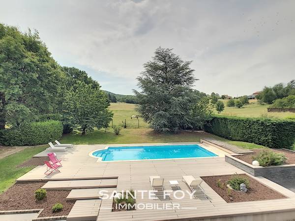 2019871 image7 - Sainte Foy Immobilier - Ce sont des agences immobilières dans l'Ouest Lyonnais spécialisées dans la location de maison ou d'appartement et la vente de propriété de prestige.