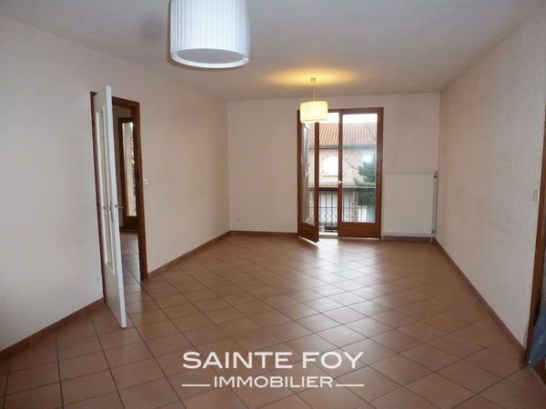 9134 image2 - Sainte Foy Immobilier - Ce sont des agences immobilières dans l'Ouest Lyonnais spécialisées dans la location de maison ou d'appartement et la vente de propriété de prestige.