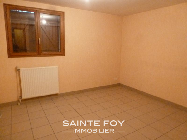 9134 image5 - Sainte Foy Immobilier - Ce sont des agences immobilières dans l'Ouest Lyonnais spécialisées dans la location de maison ou d'appartement et la vente de propriété de prestige.