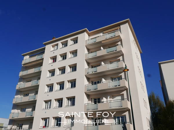 2019774 image8 - Sainte Foy Immobilier - Ce sont des agences immobilières dans l'Ouest Lyonnais spécialisées dans la location de maison ou d'appartement et la vente de propriété de prestige.