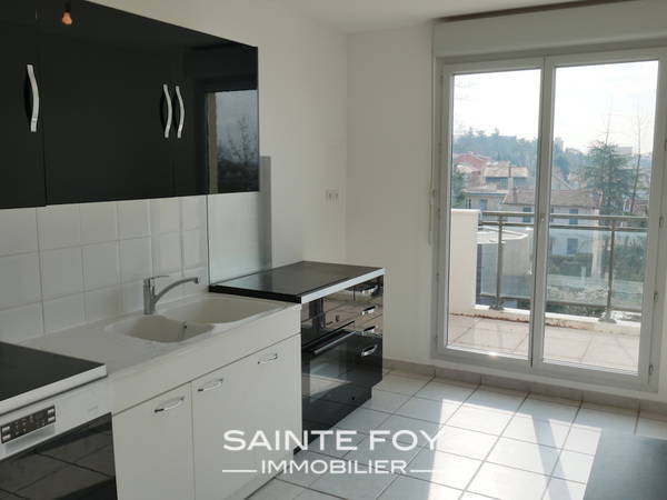 17239 image4 - Sainte Foy Immobilier - Ce sont des agences immobilières dans l'Ouest Lyonnais spécialisées dans la location de maison ou d'appartement et la vente de propriété de prestige.