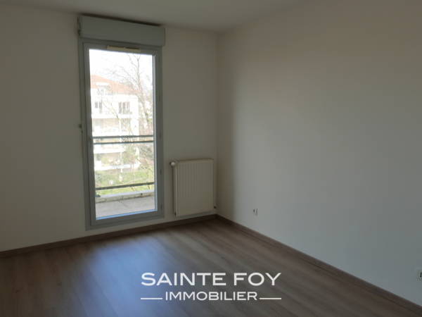 17239 image8 - Sainte Foy Immobilier - Ce sont des agences immobilières dans l'Ouest Lyonnais spécialisées dans la location de maison ou d'appartement et la vente de propriété de prestige.