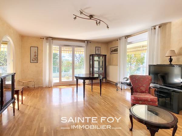2019729 image2 - Sainte Foy Immobilier - Ce sont des agences immobilières dans l'Ouest Lyonnais spécialisées dans la location de maison ou d'appartement et la vente de propriété de prestige.