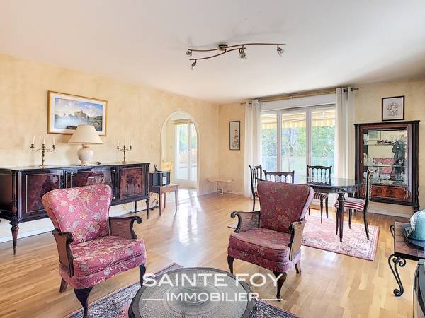 2019729 image5 - Sainte Foy Immobilier - Ce sont des agences immobilières dans l'Ouest Lyonnais spécialisées dans la location de maison ou d'appartement et la vente de propriété de prestige.