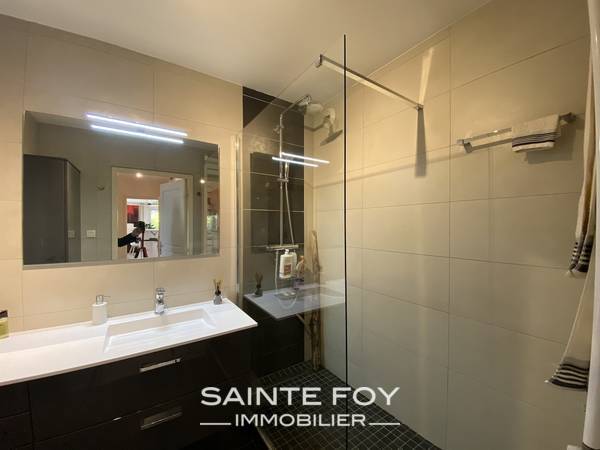 2019911 image6 - Sainte Foy Immobilier - Ce sont des agences immobilières dans l'Ouest Lyonnais spécialisées dans la location de maison ou d'appartement et la vente de propriété de prestige.