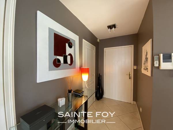 2019911 image8 - Sainte Foy Immobilier - Ce sont des agences immobilières dans l'Ouest Lyonnais spécialisées dans la location de maison ou d'appartement et la vente de propriété de prestige.