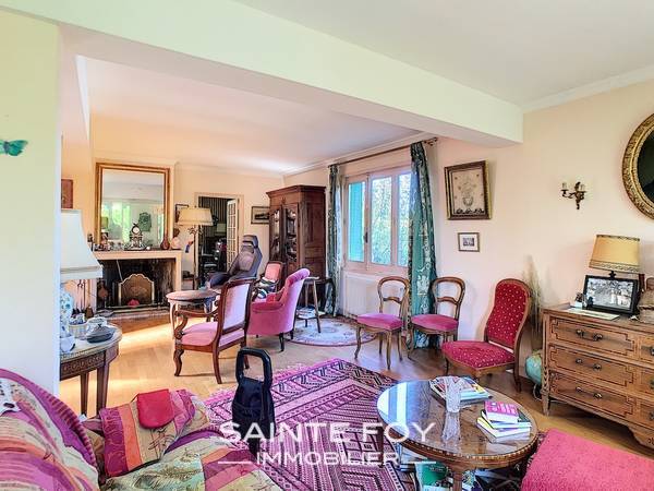 2019730 image2 - Sainte Foy Immobilier - Ce sont des agences immobilières dans l'Ouest Lyonnais spécialisées dans la location de maison ou d'appartement et la vente de propriété de prestige.