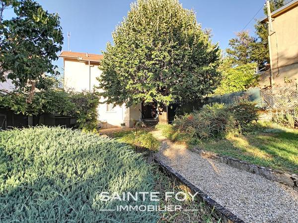 2019767 image2 - Sainte Foy Immobilier - Ce sont des agences immobilières dans l'Ouest Lyonnais spécialisées dans la location de maison ou d'appartement et la vente de propriété de prestige.
