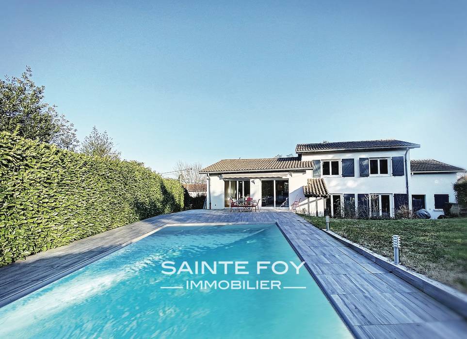 2019975 image1 - Sainte Foy Immobilier - Ce sont des agences immobilières dans l'Ouest Lyonnais spécialisées dans la location de maison ou d'appartement et la vente de propriété de prestige.