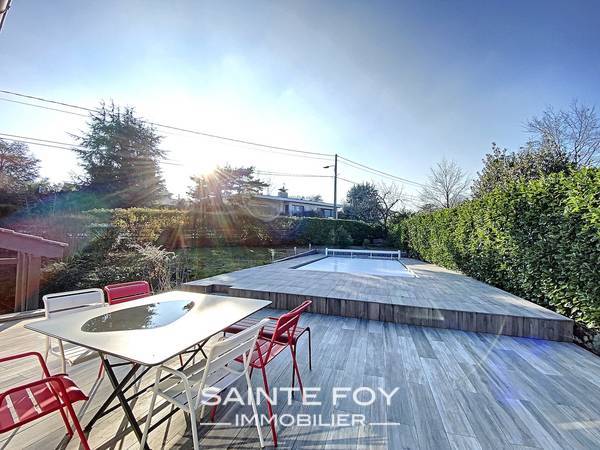 2019975 image6 - Sainte Foy Immobilier - Ce sont des agences immobilières dans l'Ouest Lyonnais spécialisées dans la location de maison ou d'appartement et la vente de propriété de prestige.