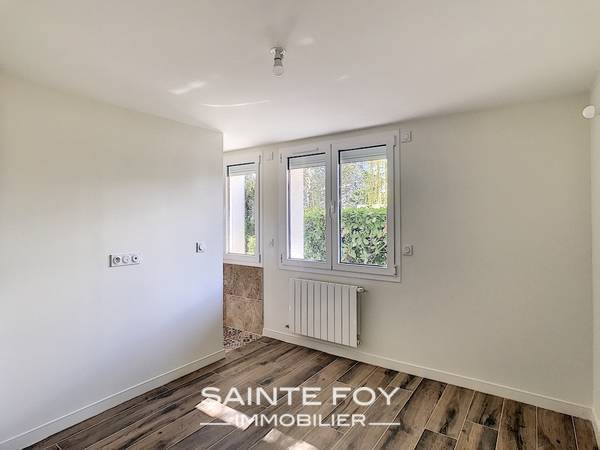 2019956 image4 - Sainte Foy Immobilier - Ce sont des agences immobilières dans l'Ouest Lyonnais spécialisées dans la location de maison ou d'appartement et la vente de propriété de prestige.