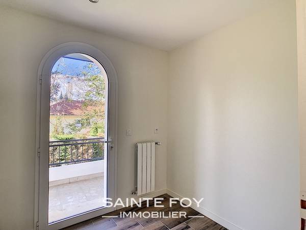 2019956 image8 - Sainte Foy Immobilier - Ce sont des agences immobilières dans l'Ouest Lyonnais spécialisées dans la location de maison ou d'appartement et la vente de propriété de prestige.