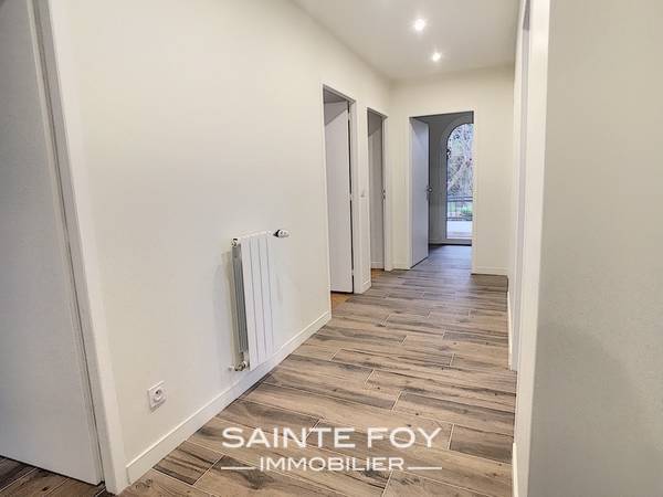 2019956 image9 - Sainte Foy Immobilier - Ce sont des agences immobilières dans l'Ouest Lyonnais spécialisées dans la location de maison ou d'appartement et la vente de propriété de prestige.