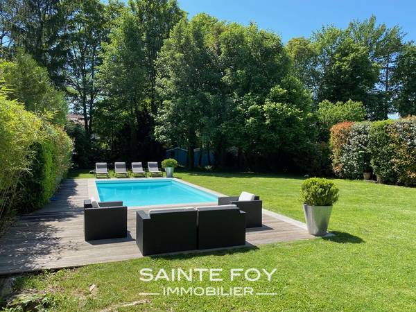 2019989 image3 - Sainte Foy Immobilier - Ce sont des agences immobilières dans l'Ouest Lyonnais spécialisées dans la location de maison ou d'appartement et la vente de propriété de prestige.