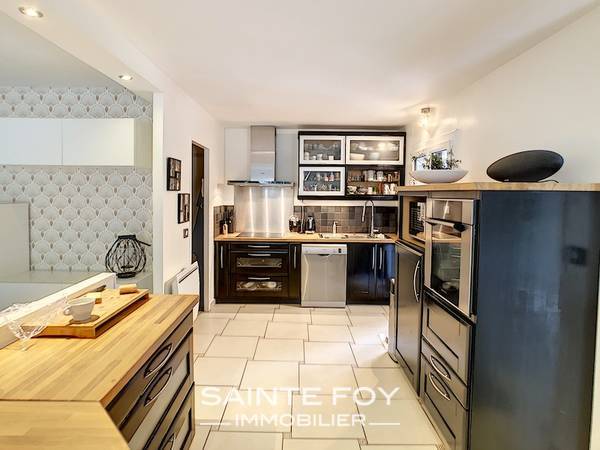 2019985 image3 - Sainte Foy Immobilier - Ce sont des agences immobilières dans l'Ouest Lyonnais spécialisées dans la location de maison ou d'appartement et la vente de propriété de prestige.