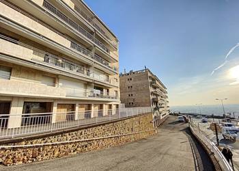 2020027 image1 - Sainte Foy Immobilier - Ce sont des agences immobilières dans l'Ouest Lyonnais spécialisées dans la location de maison ou d'appartement et la vente de propriété de prestige.