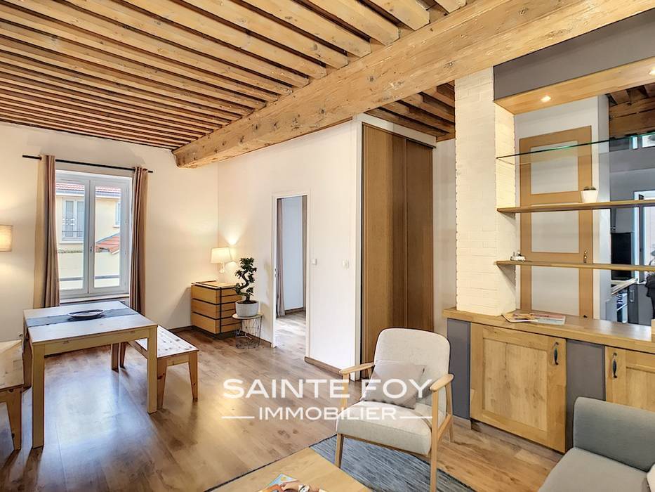 2020038 image1 - Sainte Foy Immobilier - Ce sont des agences immobilières dans l'Ouest Lyonnais spécialisées dans la location de maison ou d'appartement et la vente de propriété de prestige.