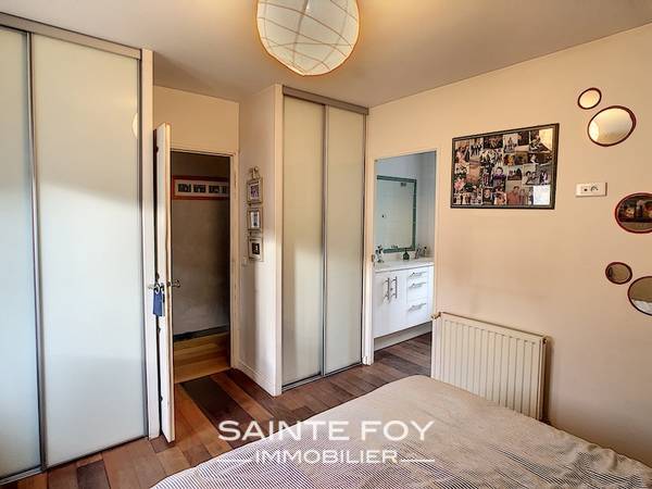 2020024 image6 - Sainte Foy Immobilier - Ce sont des agences immobilières dans l'Ouest Lyonnais spécialisées dans la location de maison ou d'appartement et la vente de propriété de prestige.