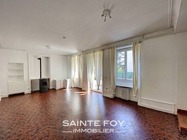 2020072 image2 - Sainte Foy Immobilier - Ce sont des agences immobilières dans l'Ouest Lyonnais spécialisées dans la location de maison ou d'appartement et la vente de propriété de prestige.