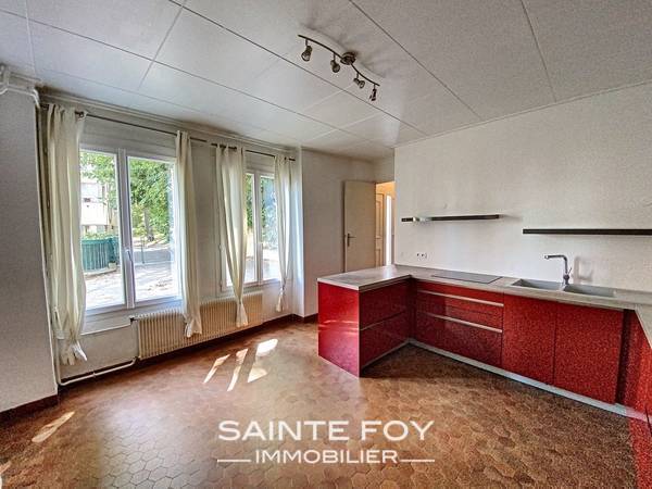 2020072 image4 - Sainte Foy Immobilier - Ce sont des agences immobilières dans l'Ouest Lyonnais spécialisées dans la location de maison ou d'appartement et la vente de propriété de prestige.