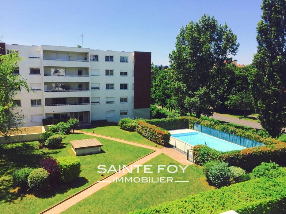 118295 image1 - Sainte Foy Immobilier - Ce sont des agences immobilières dans l'Ouest Lyonnais spécialisées dans la location de maison ou d'appartement et la vente de propriété de prestige.