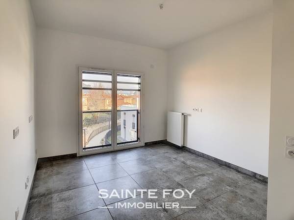 2020034 image6 - Sainte Foy Immobilier - Ce sont des agences immobilières dans l'Ouest Lyonnais spécialisées dans la location de maison ou d'appartement et la vente de propriété de prestige.