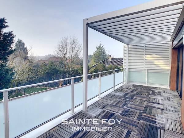 2020034 image8 - Sainte Foy Immobilier - Ce sont des agences immobilières dans l'Ouest Lyonnais spécialisées dans la location de maison ou d'appartement et la vente de propriété de prestige.