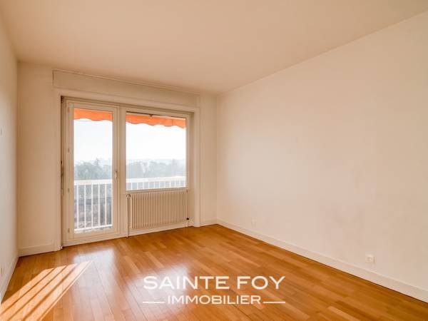 2020093 image5 - Sainte Foy Immobilier - Ce sont des agences immobilières dans l'Ouest Lyonnais spécialisées dans la location de maison ou d'appartement et la vente de propriété de prestige.