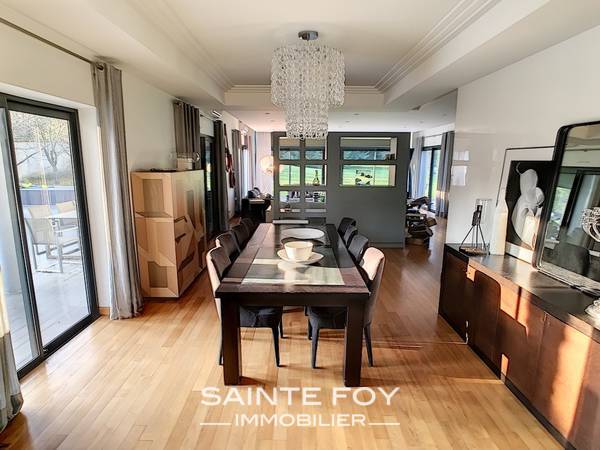11327 image4 - Sainte Foy Immobilier - Ce sont des agences immobilières dans l'Ouest Lyonnais spécialisées dans la location de maison ou d'appartement et la vente de propriété de prestige.