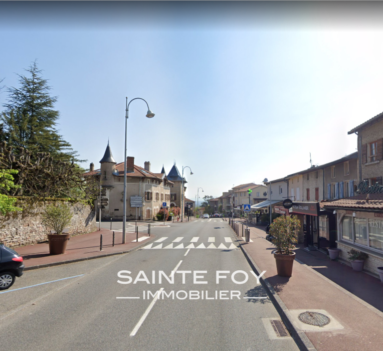2020111 image1 - Sainte Foy Immobilier - Ce sont des agences immobilières dans l'Ouest Lyonnais spécialisées dans la location de maison ou d'appartement et la vente de propriété de prestige.