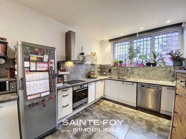 2020015 image3 - Sainte Foy Immobilier - Ce sont des agences immobilières dans l'Ouest Lyonnais spécialisées dans la location de maison ou d'appartement et la vente de propriété de prestige.