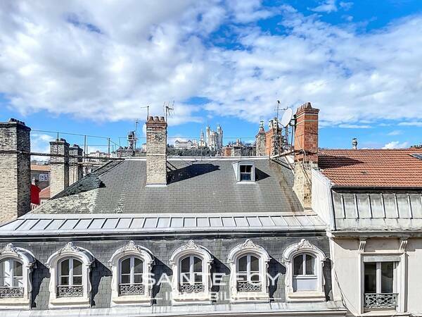 125991 image9 - Sainte Foy Immobilier - Ce sont des agences immobilières dans l'Ouest Lyonnais spécialisées dans la location de maison ou d'appartement et la vente de propriété de prestige.