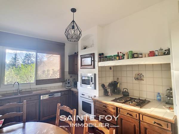2020163 image6 - Sainte Foy Immobilier - Ce sont des agences immobilières dans l'Ouest Lyonnais spécialisées dans la location de maison ou d'appartement et la vente de propriété de prestige.