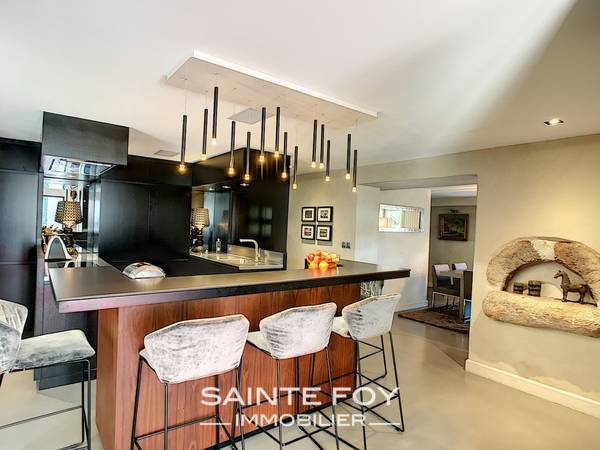 2020182 image7 - Sainte Foy Immobilier - Ce sont des agences immobilières dans l'Ouest Lyonnais spécialisées dans la location de maison ou d'appartement et la vente de propriété de prestige.