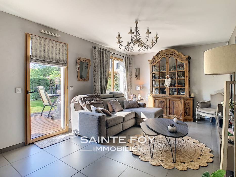 2020183 image1 - Sainte Foy Immobilier - Ce sont des agences immobilières dans l'Ouest Lyonnais spécialisées dans la location de maison ou d'appartement et la vente de propriété de prestige.