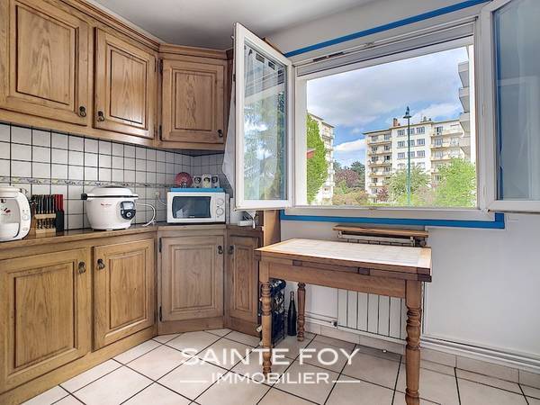 2020178 image5 - Sainte Foy Immobilier - Ce sont des agences immobilières dans l'Ouest Lyonnais spécialisées dans la location de maison ou d'appartement et la vente de propriété de prestige.