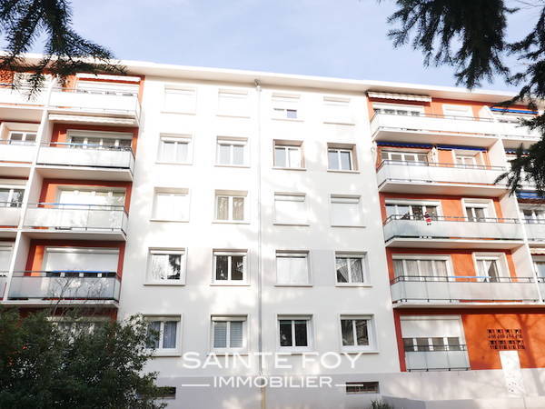 2020178 image8 - Sainte Foy Immobilier - Ce sont des agences immobilières dans l'Ouest Lyonnais spécialisées dans la location de maison ou d'appartement et la vente de propriété de prestige.