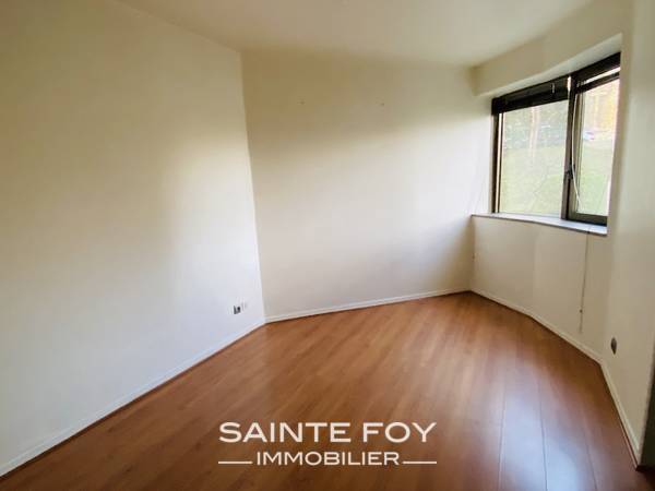 2020112 image6 - Sainte Foy Immobilier - Ce sont des agences immobilières dans l'Ouest Lyonnais spécialisées dans la location de maison ou d'appartement et la vente de propriété de prestige.