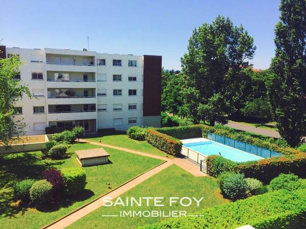 2020213 image9 - Sainte Foy Immobilier - Ce sont des agences immobilières dans l'Ouest Lyonnais spécialisées dans la location de maison ou d'appartement et la vente de propriété de prestige.
