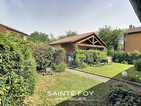 2020205 image7 - Sainte Foy Immobilier - Ce sont des agences immobilières dans l'Ouest Lyonnais spécialisées dans la location de maison ou d'appartement et la vente de propriété de prestige.