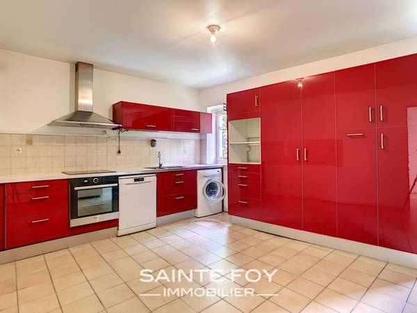 2020194 image4 - Sainte Foy Immobilier - Ce sont des agences immobilières dans l'Ouest Lyonnais spécialisées dans la location de maison ou d'appartement et la vente de propriété de prestige.