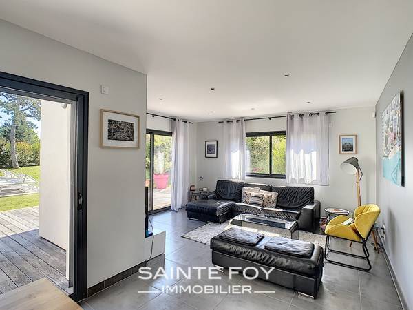 2020203 image4 - Sainte Foy Immobilier - Ce sont des agences immobilières dans l'Ouest Lyonnais spécialisées dans la location de maison ou d'appartement et la vente de propriété de prestige.